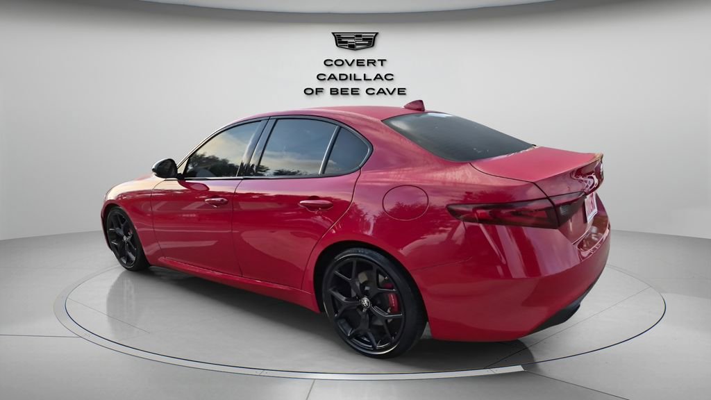 Used 2019 Alfa Romeo Giulia w/ Nero Edizione image 7