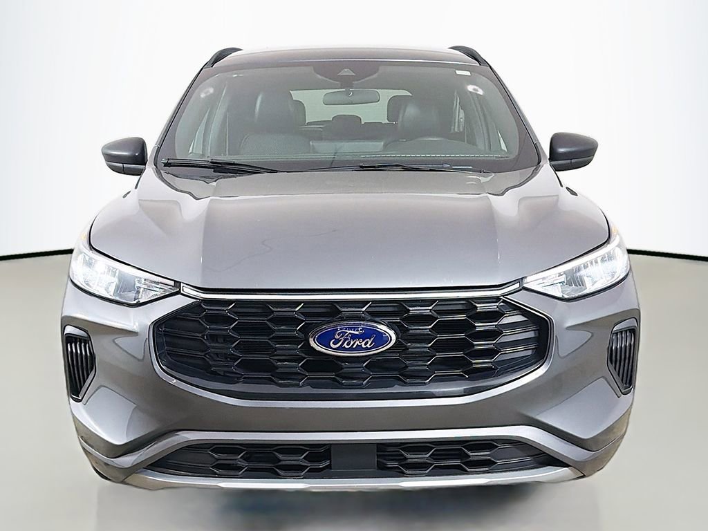 Used 2023 Ford Escape ST-Line w/ Tech Pack #1 AWD/4WD image 11