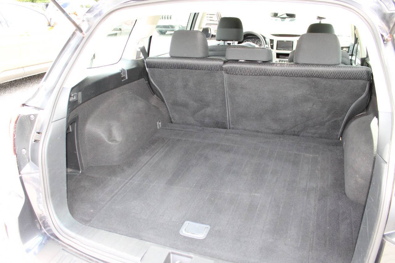 Used 2012 Subaru Outback 2.5i AWD/4WD image 23