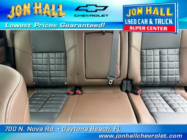 Used 2017 Nissan Titan Platinum Reserve AWD/4WD image 25