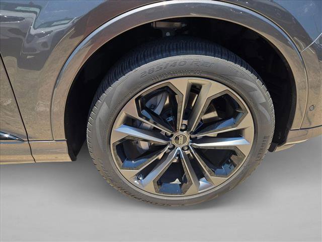 Used 2025 Audi Q7 3.0T Premium Plus AWD/4WD image 23
