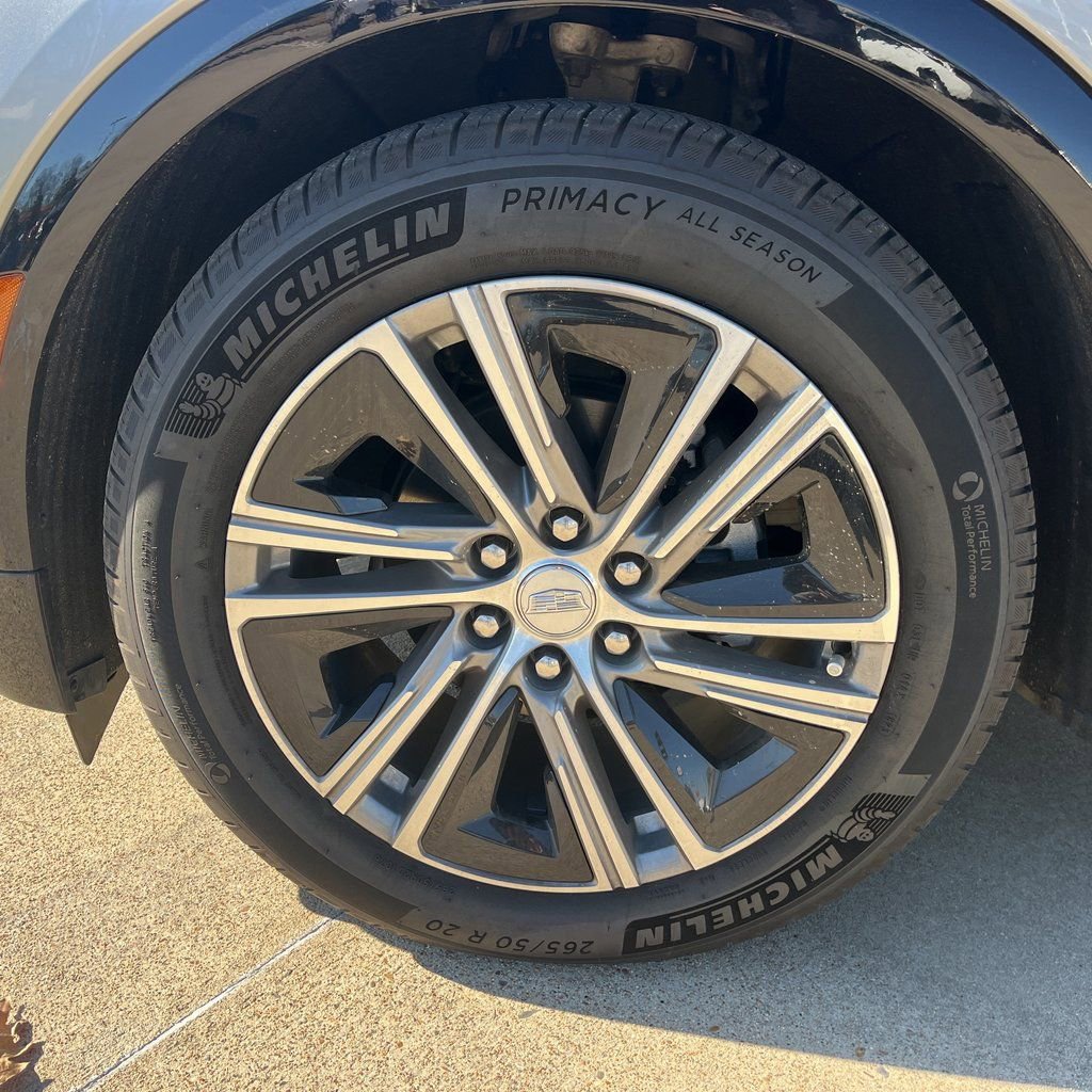 Used 2024 Cadillac Lyriq Luxury image 12