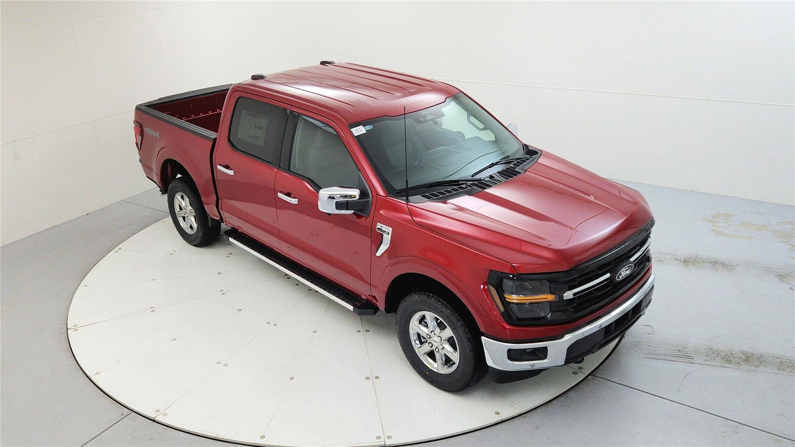 New 2025 Ford F150 XLT w/ Equipment Group 302A MID image 14