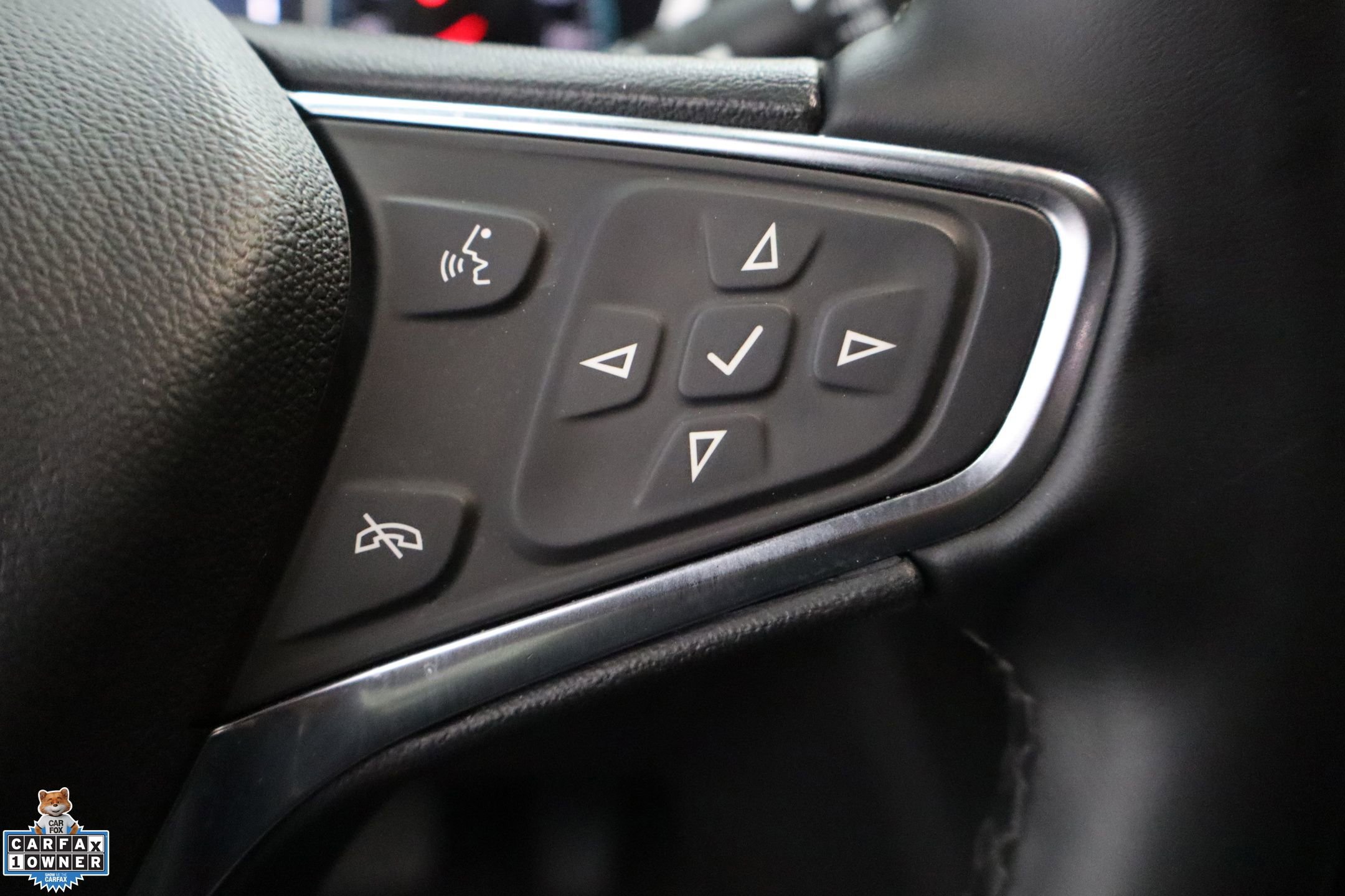 Used 2024 Chevrolet Equinox LT FWD image 17