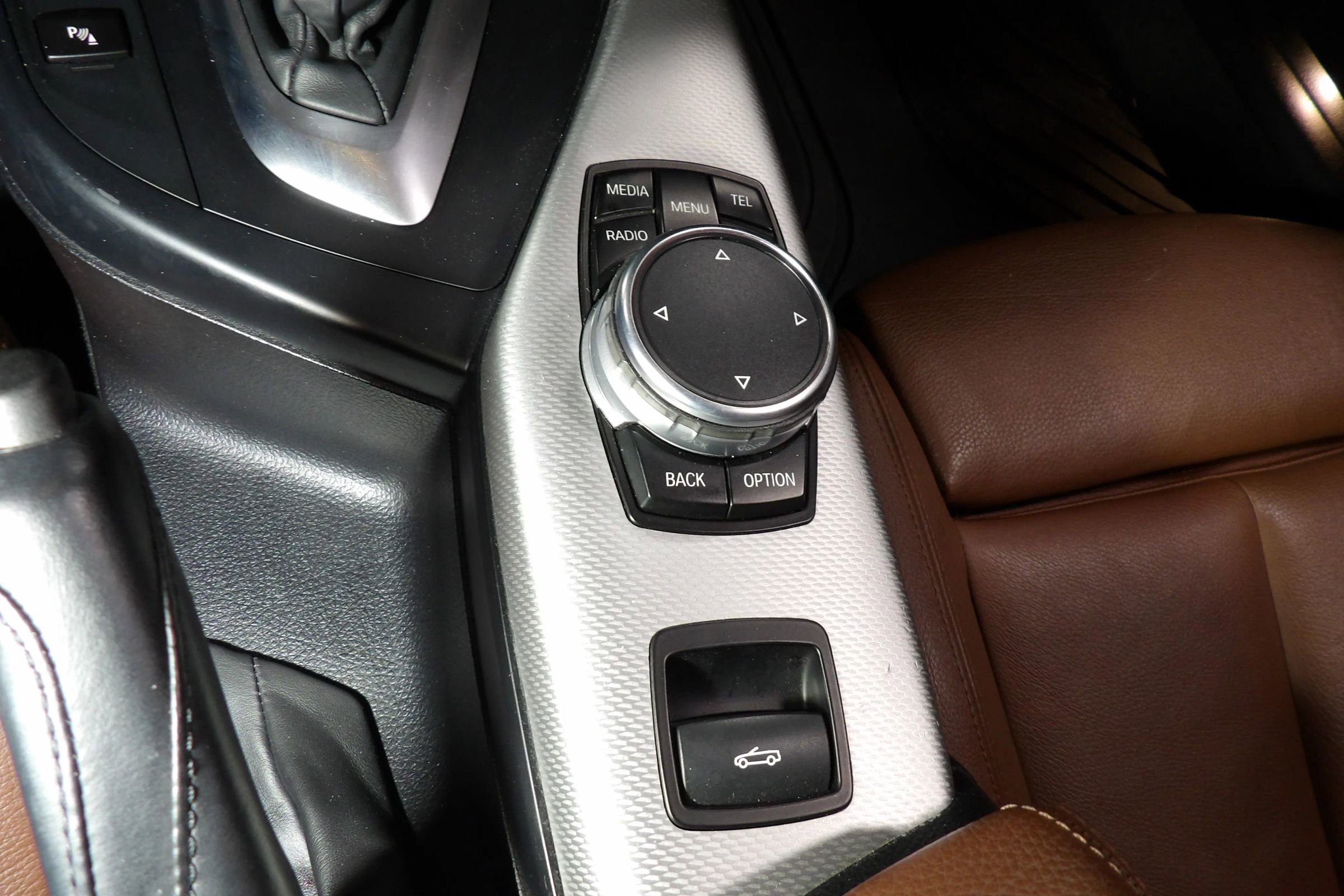 Used 2016 BMW M235i xDrive Convertible image 15