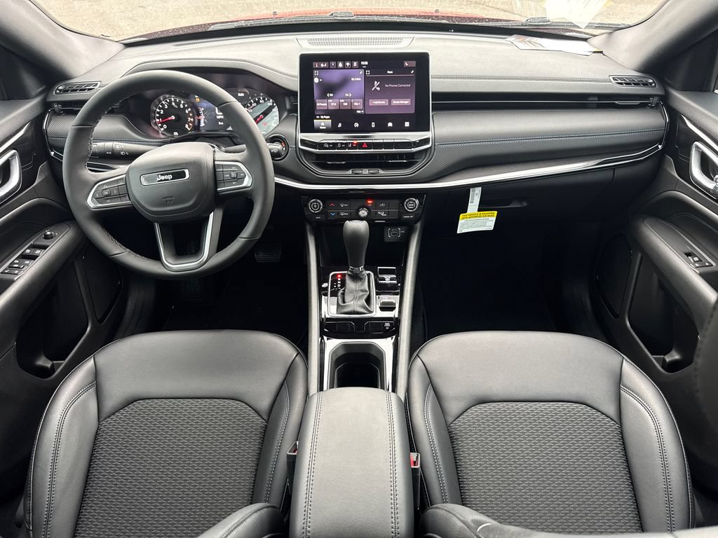 New 2026 Jeep Compass Latitude AWD/4WD image 17