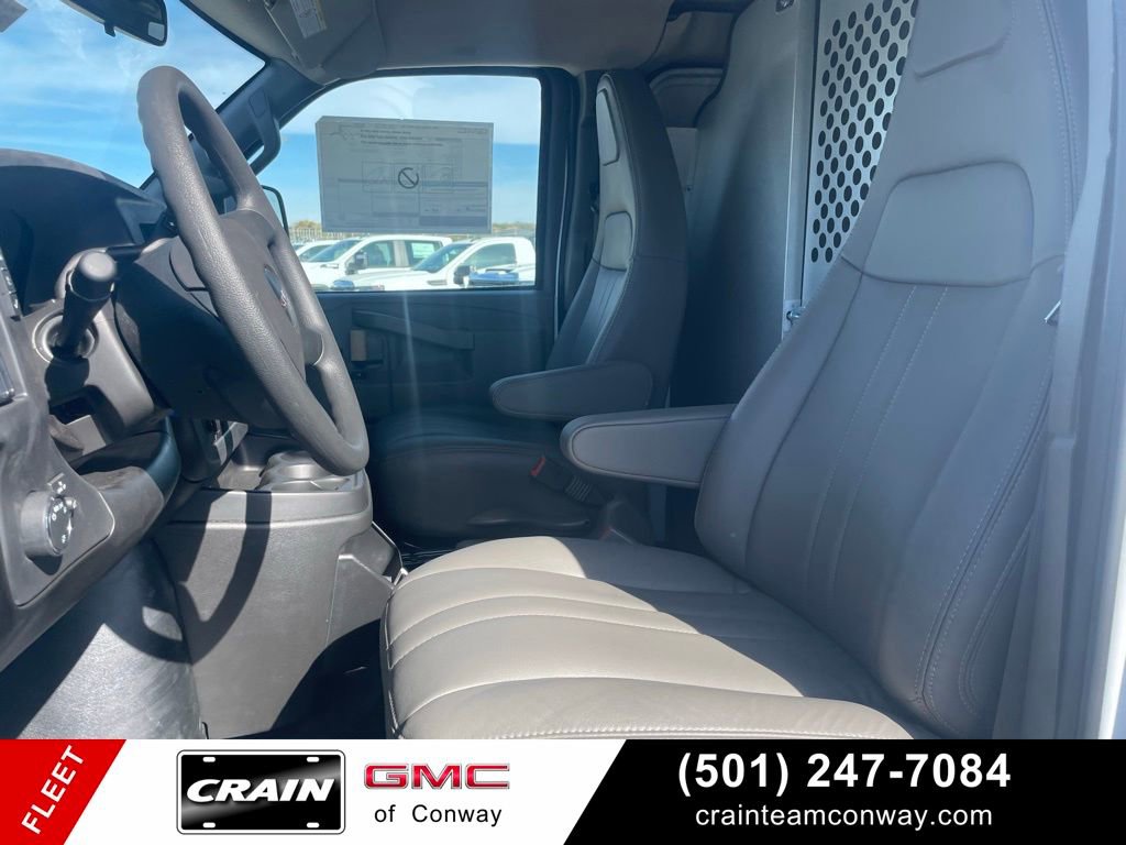 New 2025 GMC Savana 2500 w/ Driver Convenience Package RWD image 9