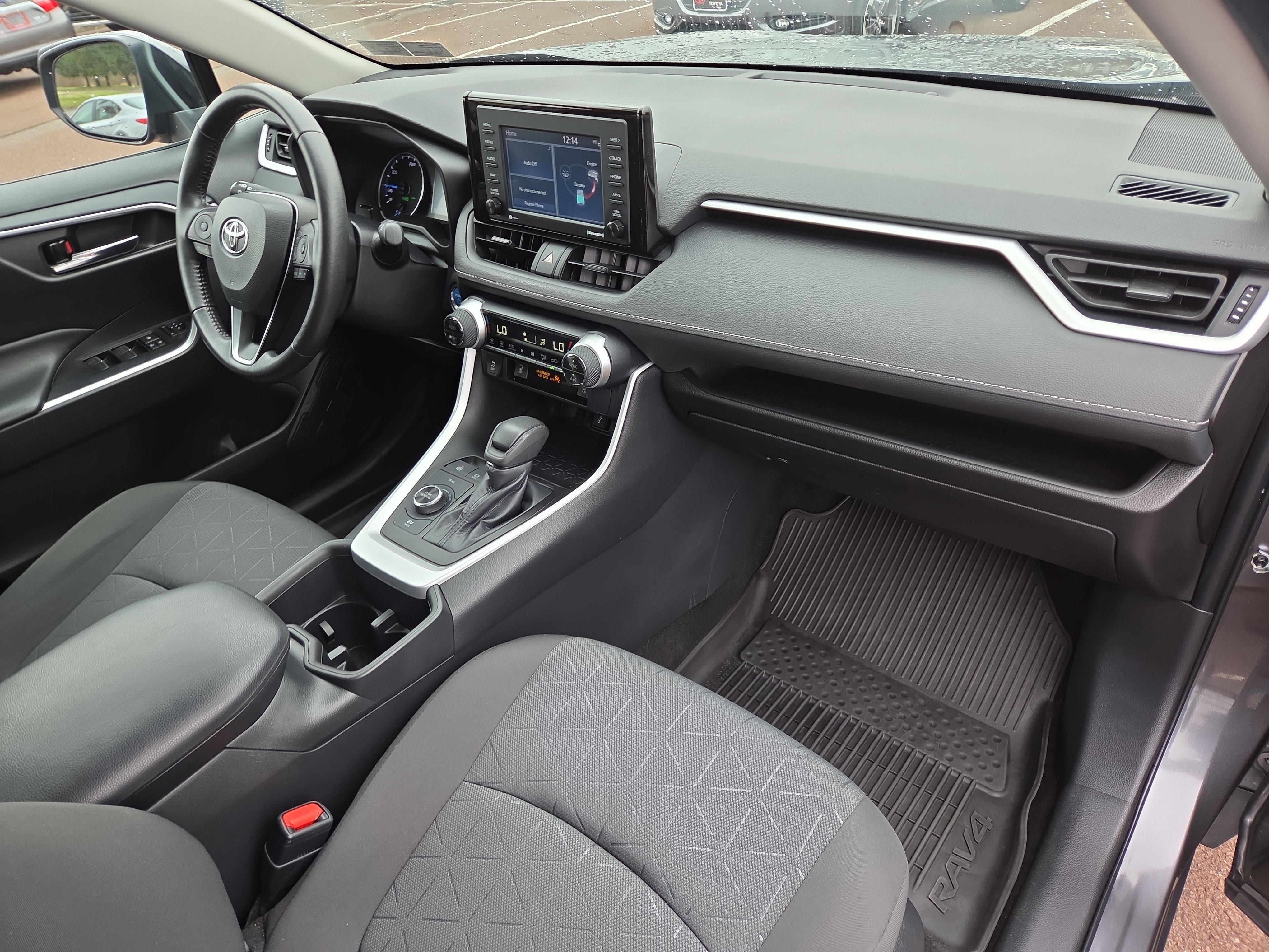 Certified 2022 Toyota RAV4 XLE w/ Convenience Package image 17