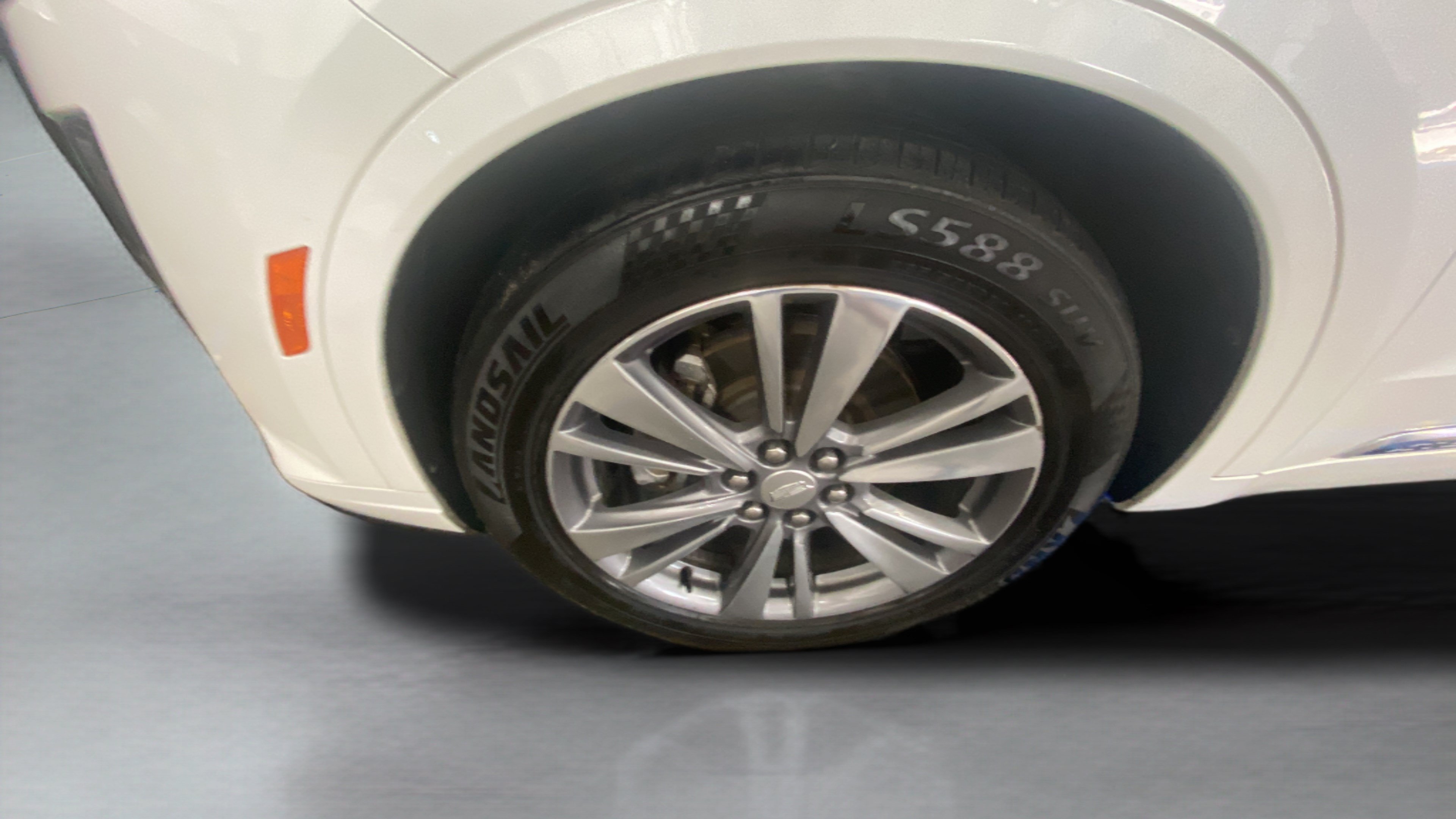 Used 2020 Cadillac XT6 Premium Luxury FWD image 31