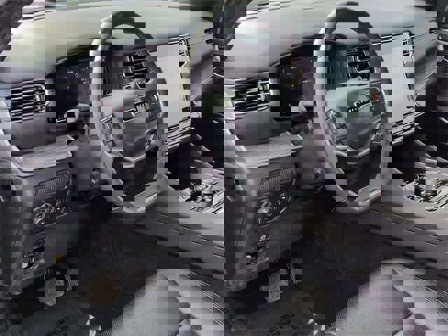 Used 2024 Jeep Wagoneer Series III image 10