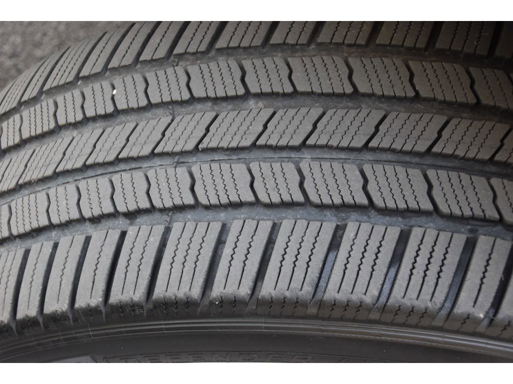 Used 2019 Cadillac Escalade ESV Platinum RWD image 11