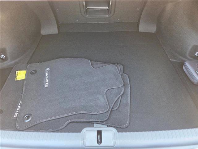 Used 2025 Lexus ES 350 image 6