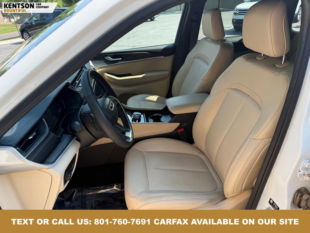 Used 2024 Jeep Grand Cherokee Limited image 29
