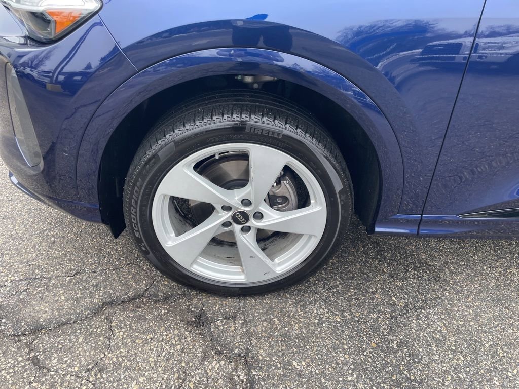 Used 2025 Audi Q5 Premium Plus w/ Premium Plus image 3