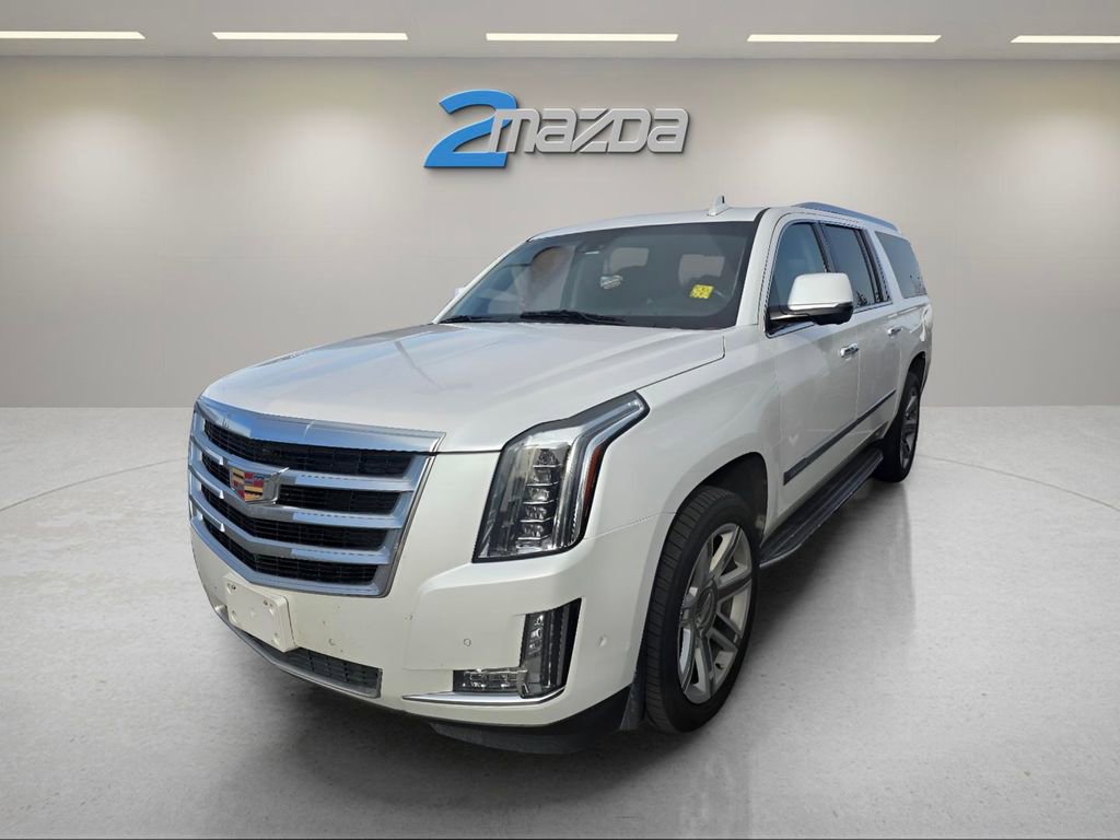 Used 2019 Cadillac Escalade ESV Premium Luxury image 10