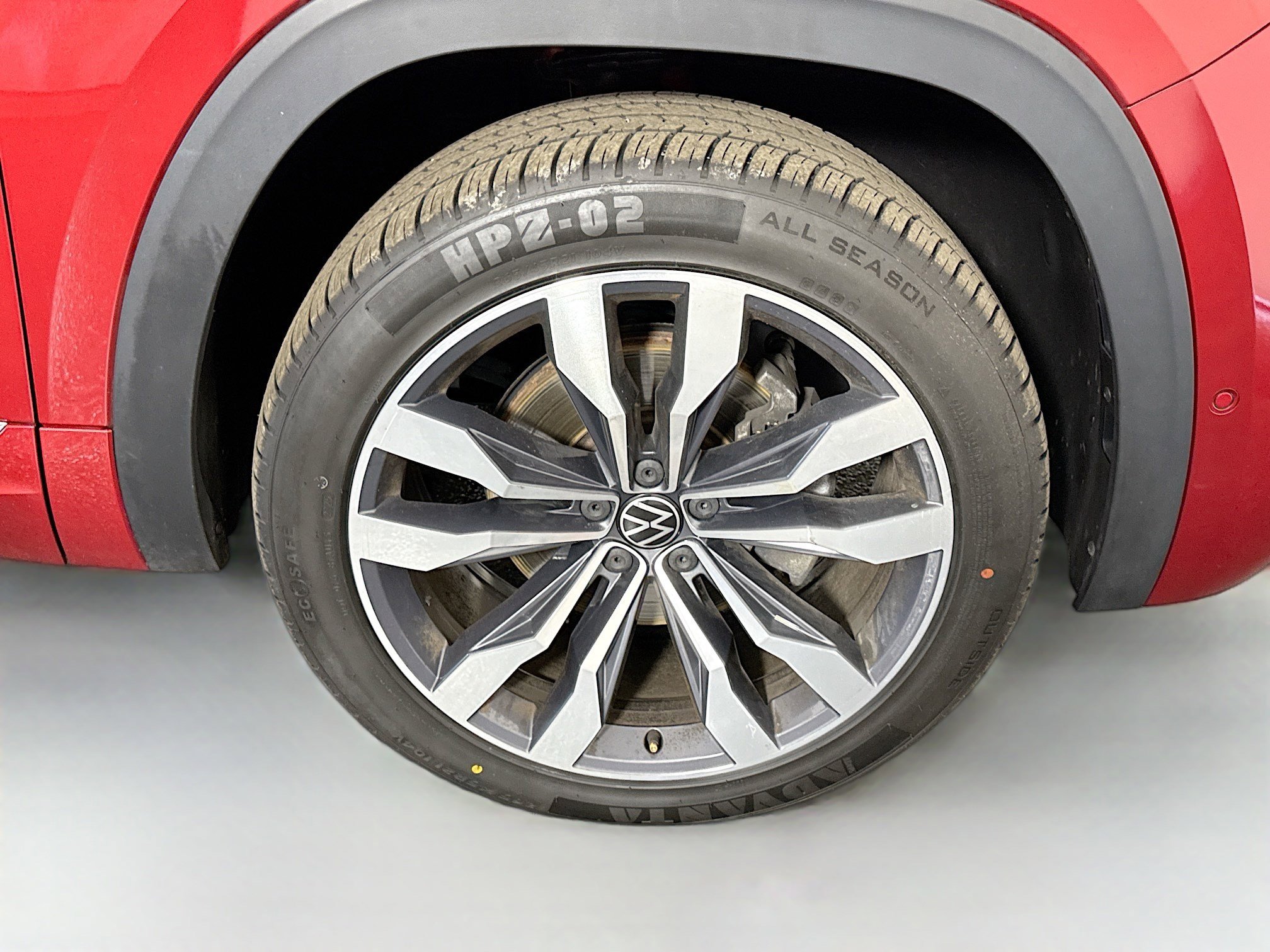 Used 2021 Volkswagen Atlas SEL Premium image 32