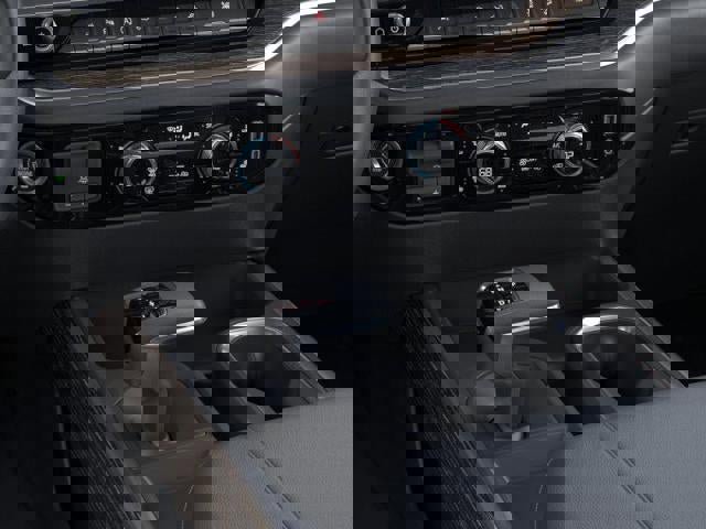 New 2026 GMC Sierra 1500 Elevation image 23