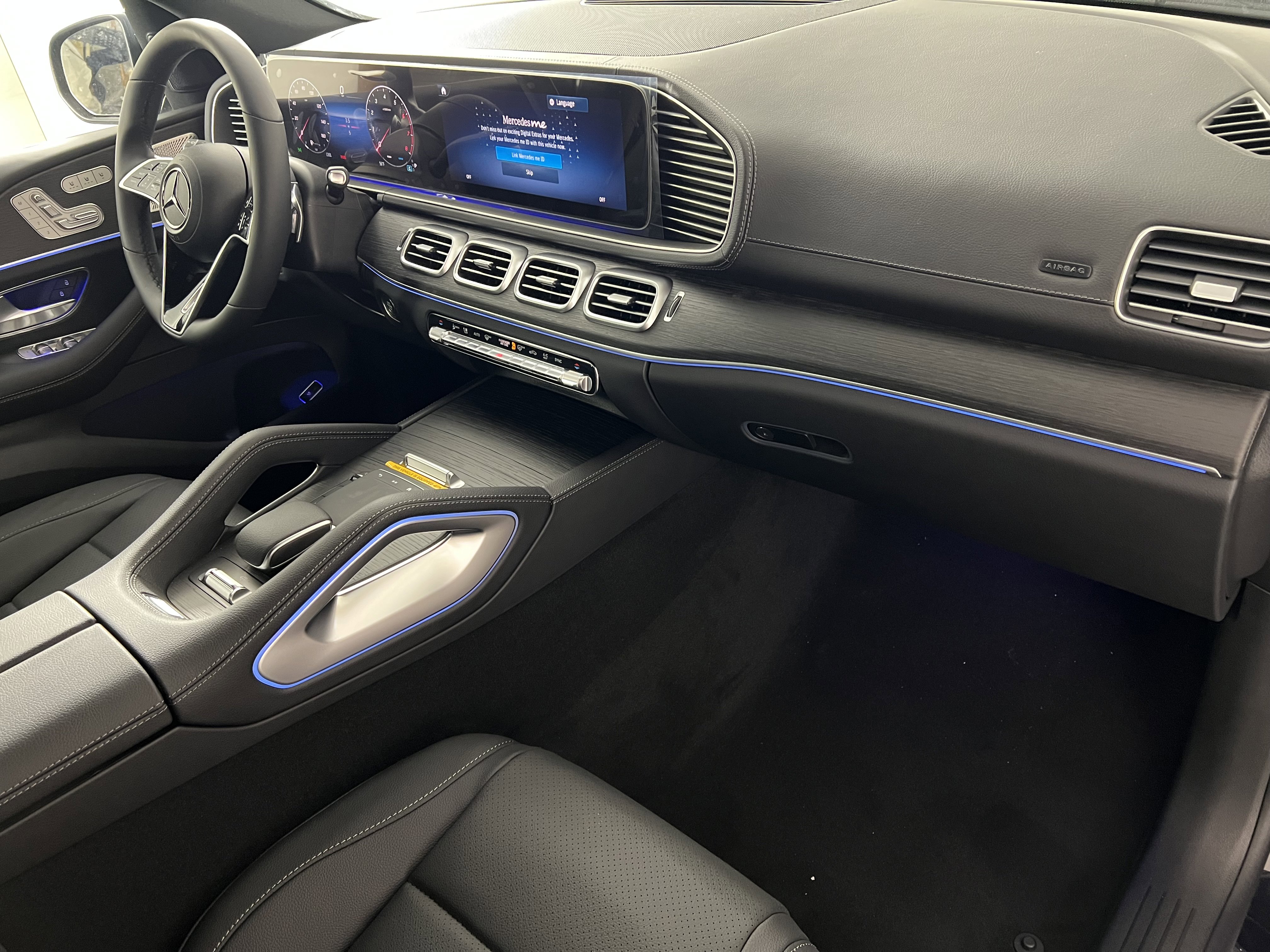 New 2025 Mercedes-Benz GLS 450 4MATIC image 27