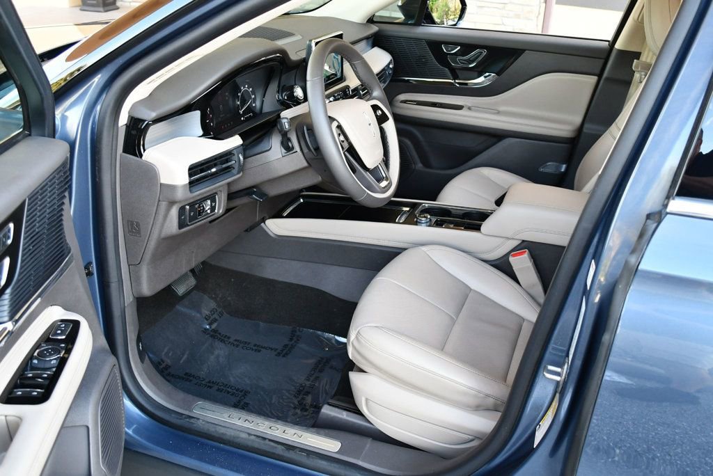 Used 2022 Lincoln Corsair AWD w/ Equipment Group 101A image 42
