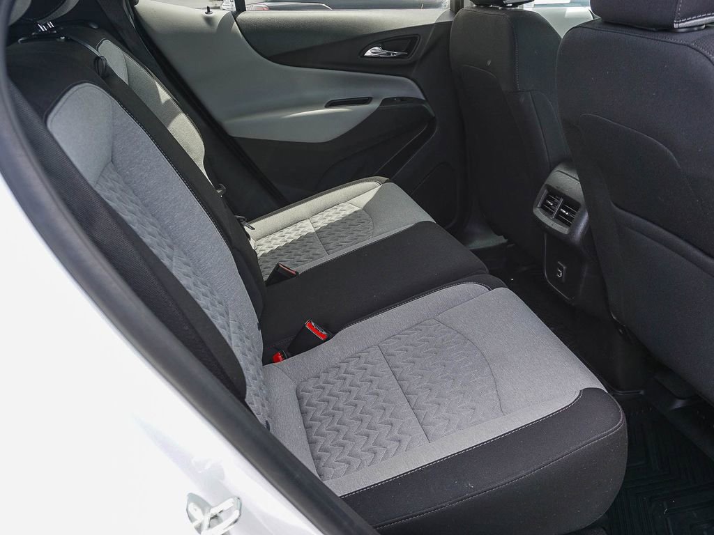 Used 2022 Chevrolet Equinox LS w/ LS Convenience Package image 14