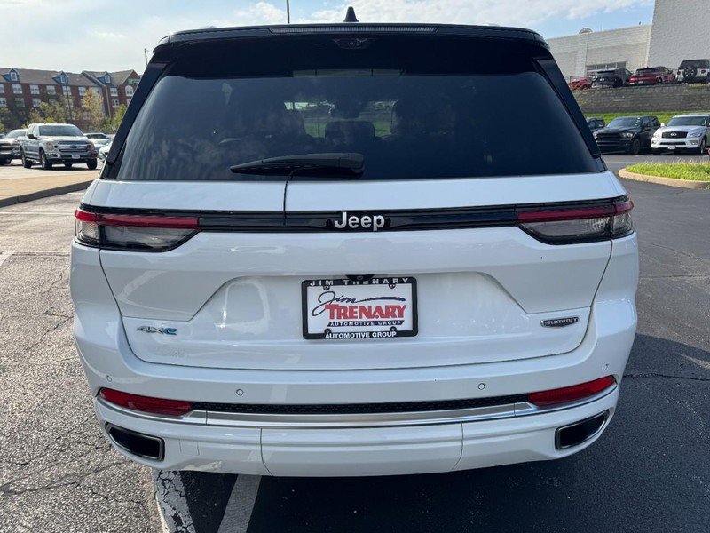 Used 2022 Jeep Grand Cherokee Summit image 4