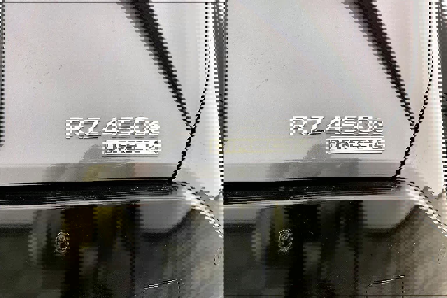 Used 2023 Lexus RZ 450e Premium image 9