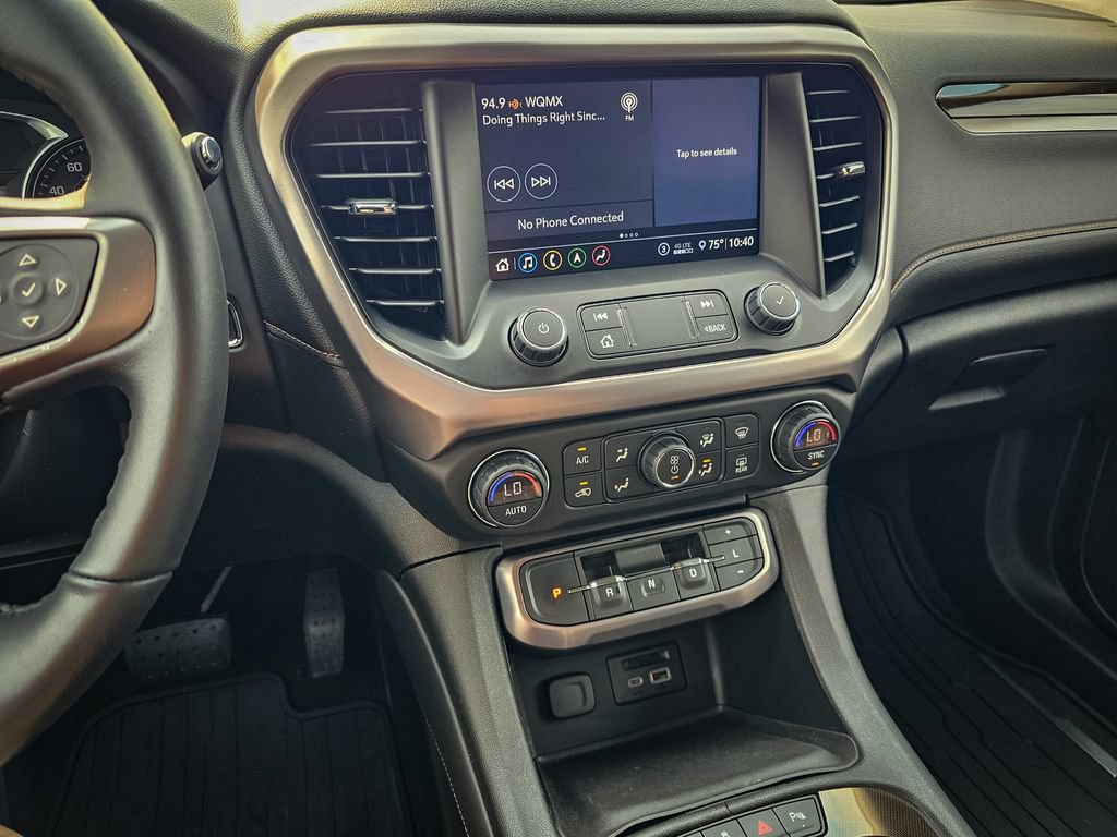 Used 2020 GMC Acadia AT4 w/ Driver Alert Package II AWD/4WD image 22