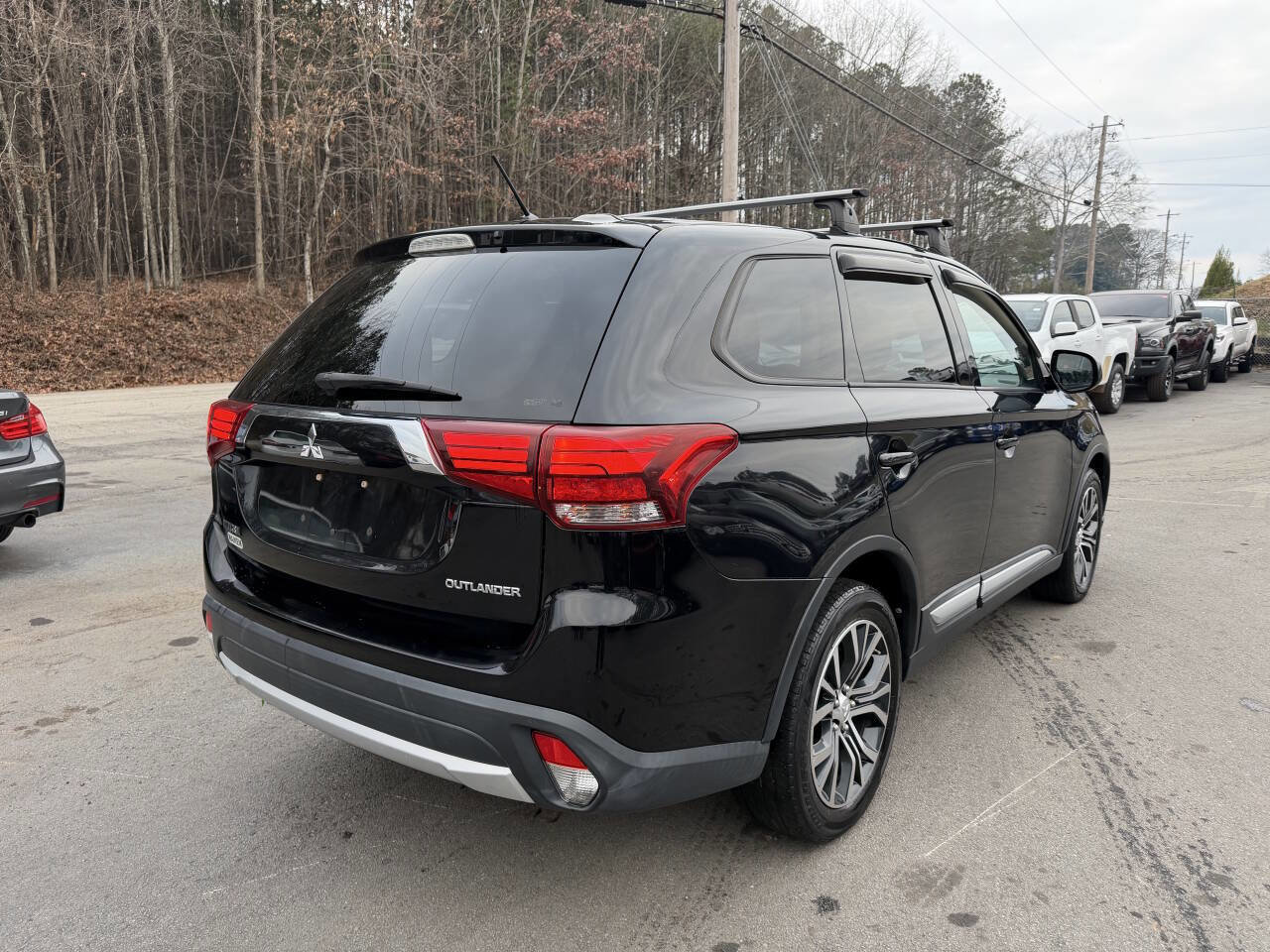 Used 2016 Mitsubishi Outlander SEL image 5