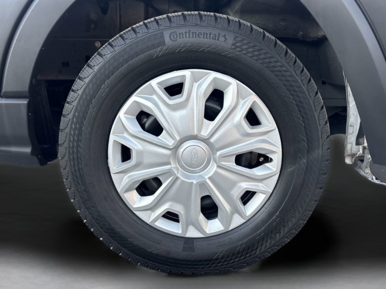 Used 2023 Ford Transit 250 Low Roof w/ Exterior Upgrade Package image 29