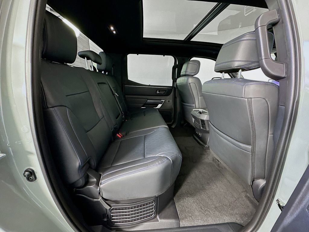 Used 2025 Toyota Tundra Platinum AWD/4WD image 28
