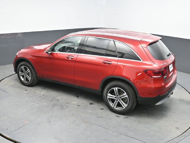 Used 2022 Mercedes-Benz GLC 300 4MATIC image 32