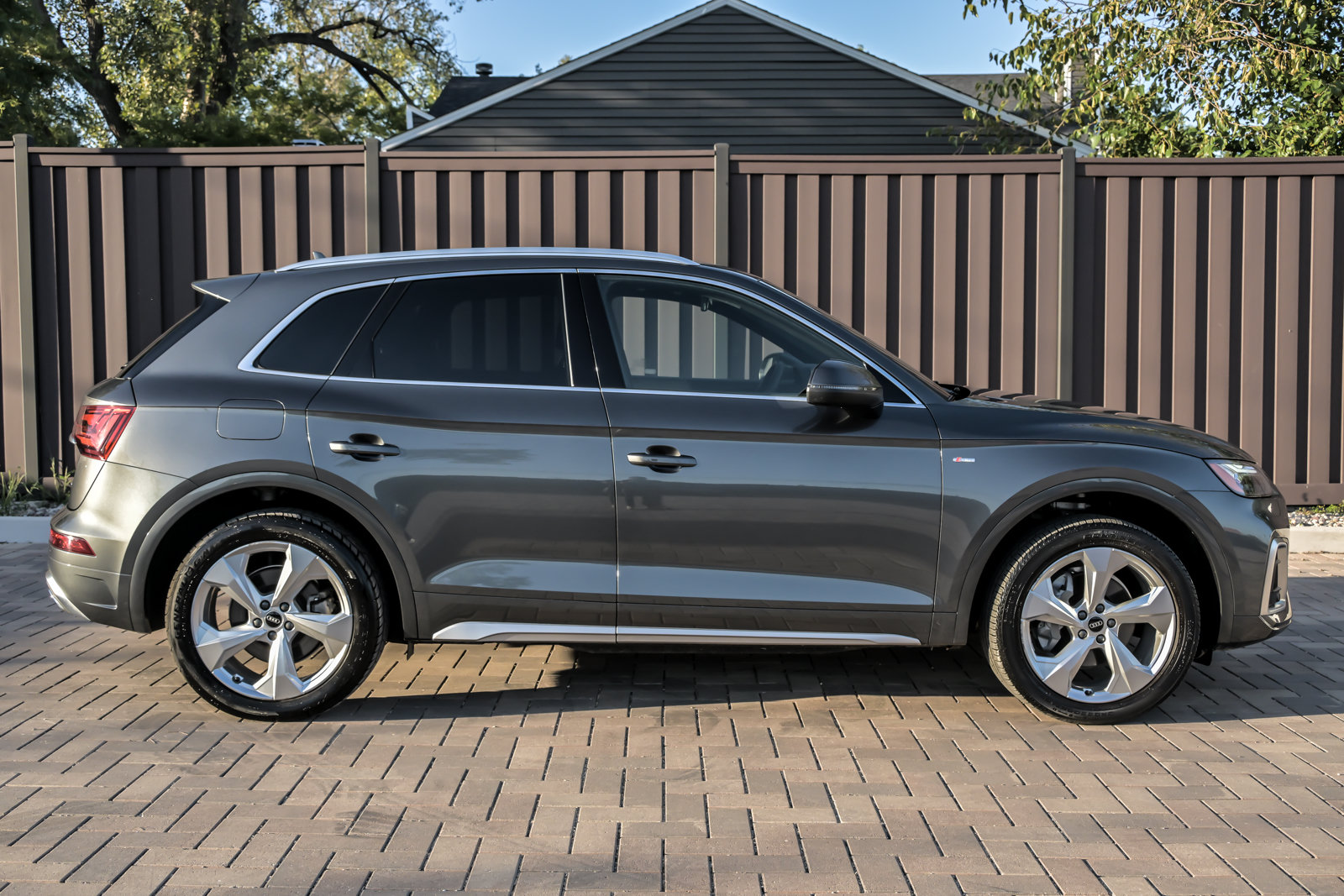 Used 2022 Audi Q5 2.0T Premium Plus w/ Premium Plus Package AWD/4WD image 9