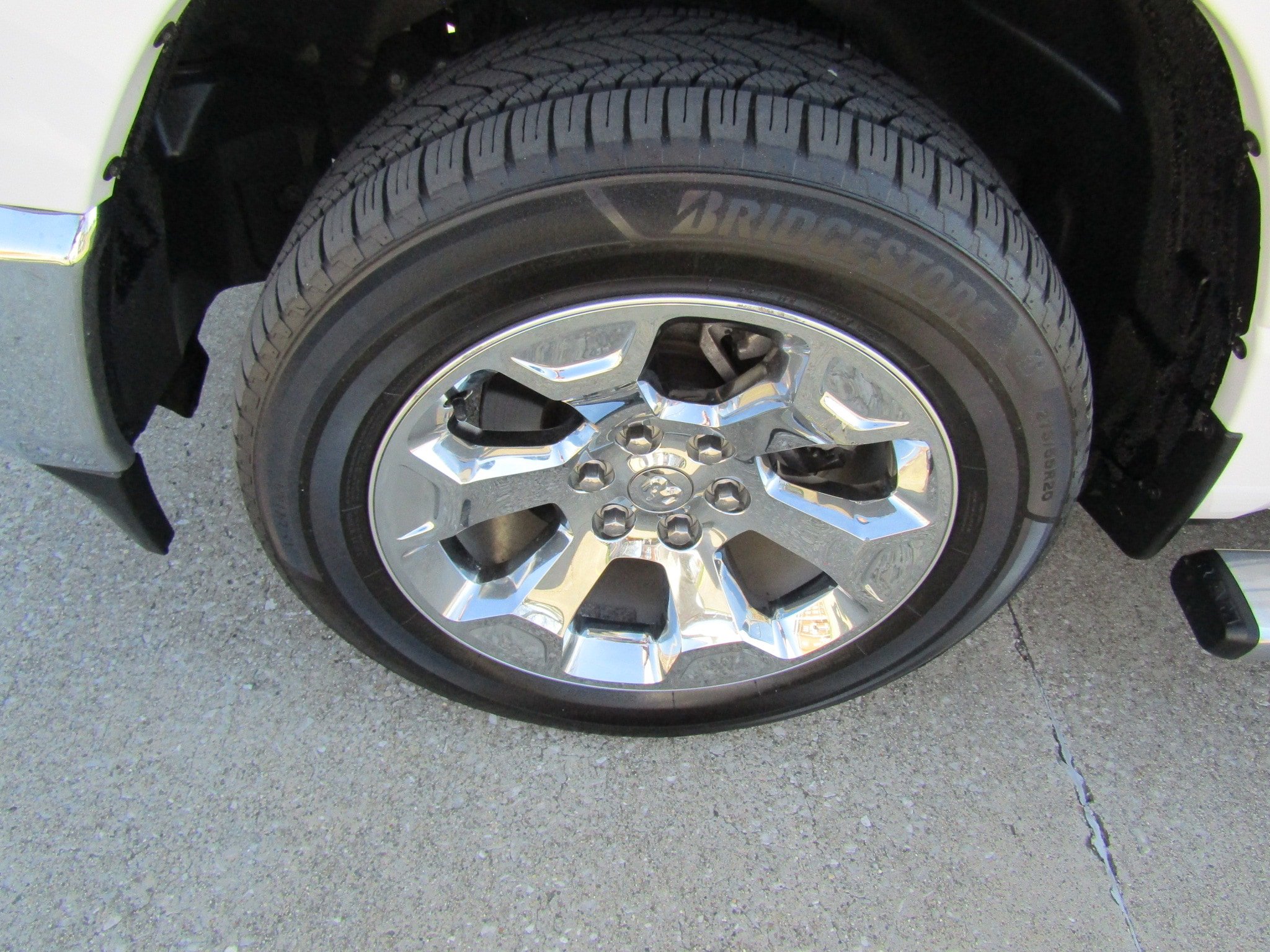 Used 2022 RAM 1500 Big Horn AWD/4WD image 9