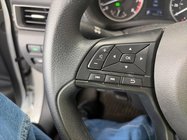 Used 2025 Nissan Sentra S FWD image 19