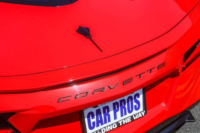 Used 2025 Chevrolet Corvette Stingray Preferred Cpe w/ Battery Protection Package RWD image 12