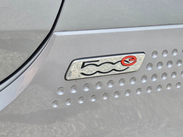 Used 2016 FIAT 500 e image 11