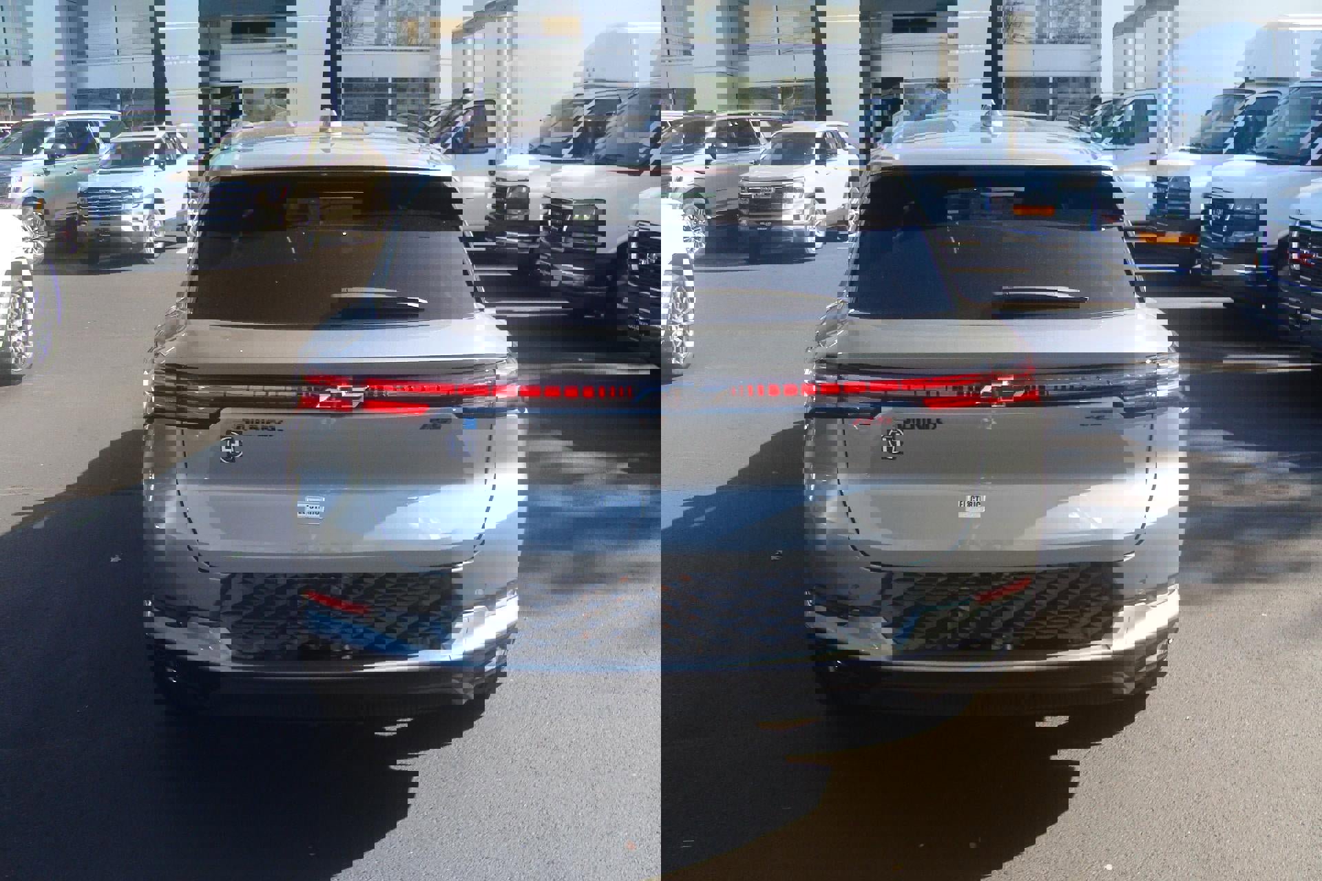 Used 2025 Chevrolet Equinox EV RS image 5