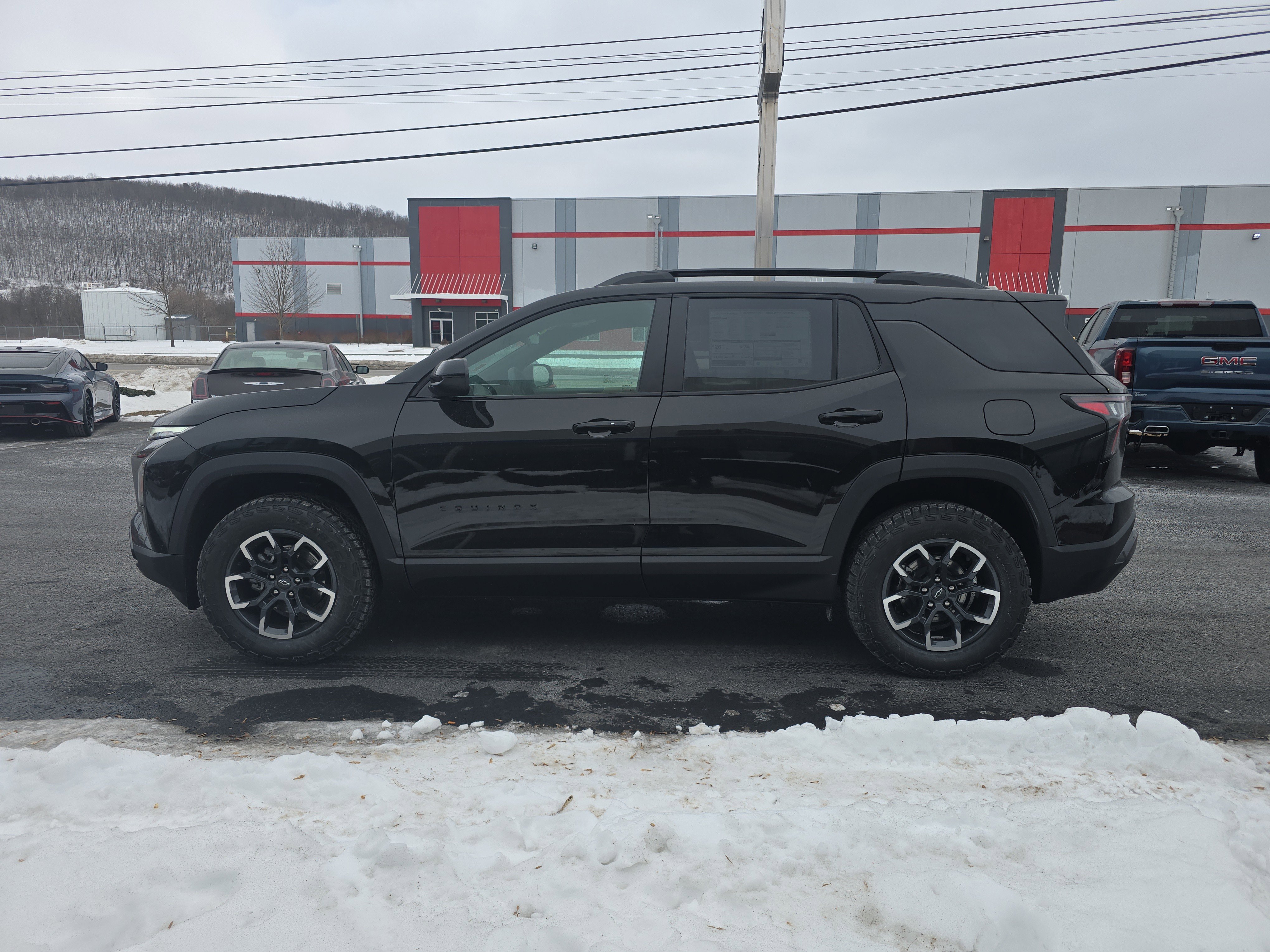 New 2026 Chevrolet Equinox ACTIV w/ LPO, Floor Liner Package image 7