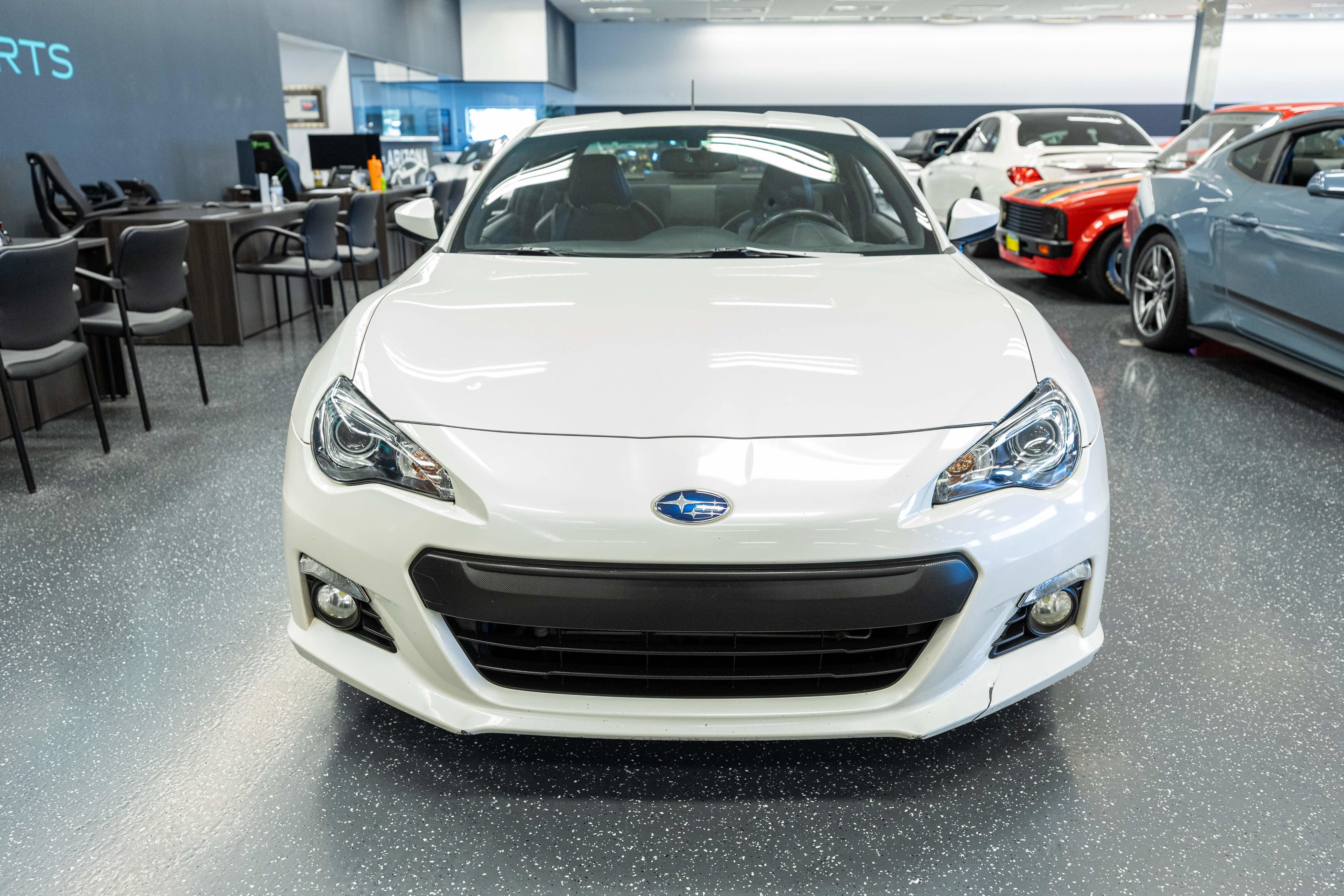Used 2014 Subaru BRZ Limited w/ Popular Package #1B RWD image 2