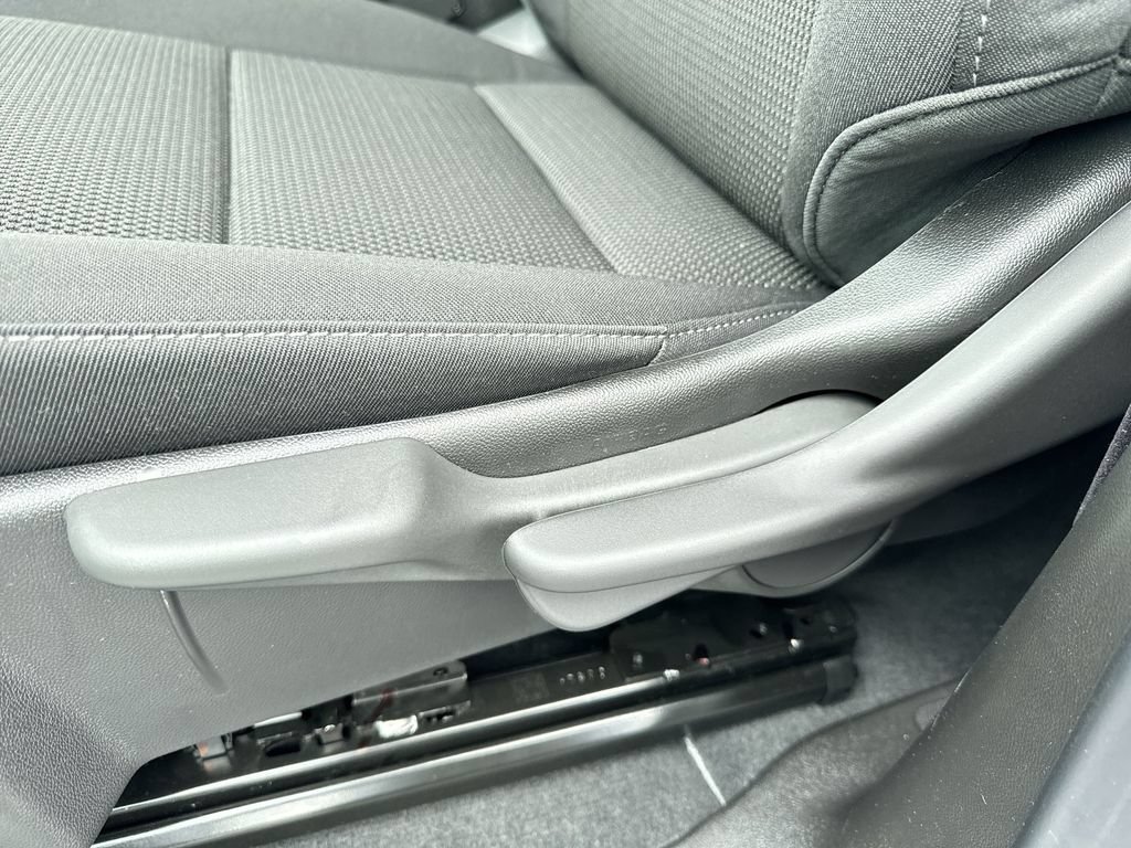 Used 2024 GMC Canyon Elevation RWD image 18