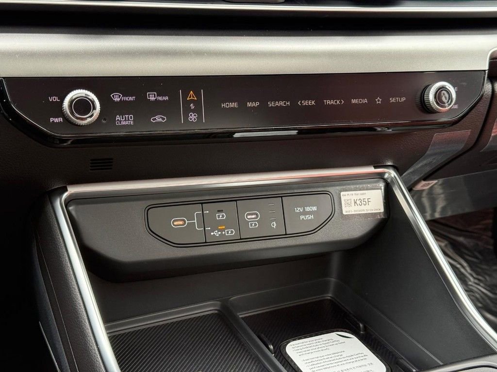 New 2026 Kia Carnival SX Prestige FWD image 15