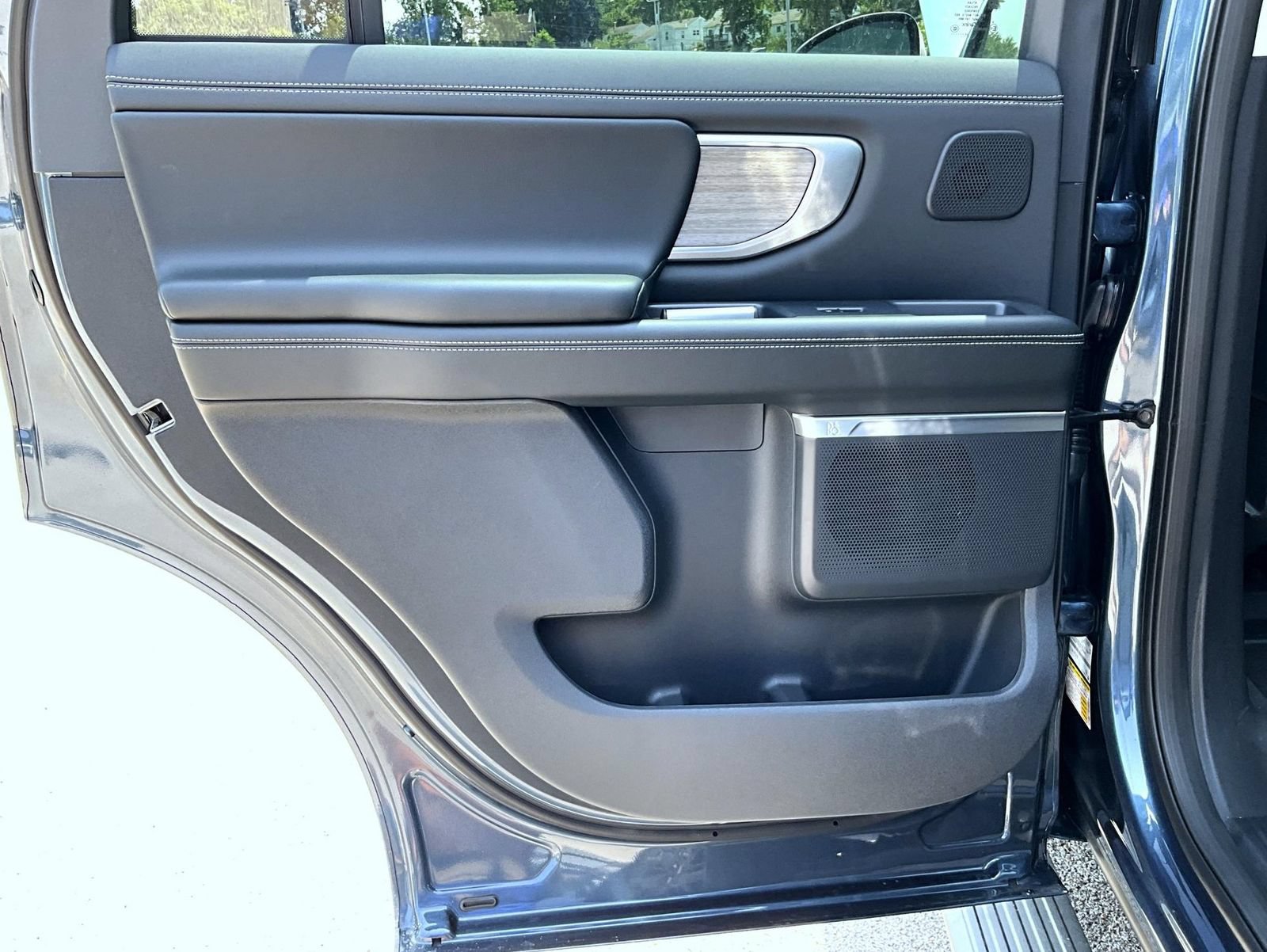 New 2027 Ford Expedition Platinum w/ Driver's Package AWD/4WD image 26