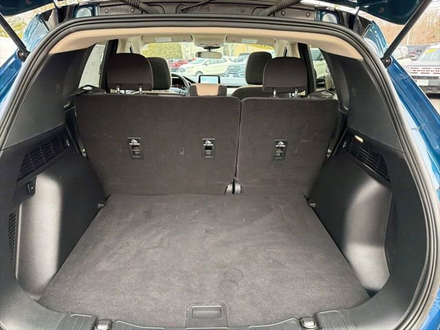 Used 2020 Ford Escape SE image 24