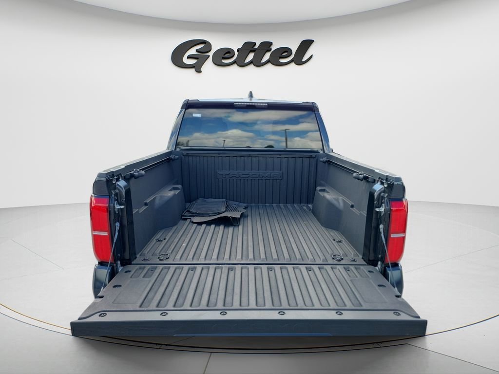 Certified 2024 Toyota Tacoma SR5 AWD/4WD image 12