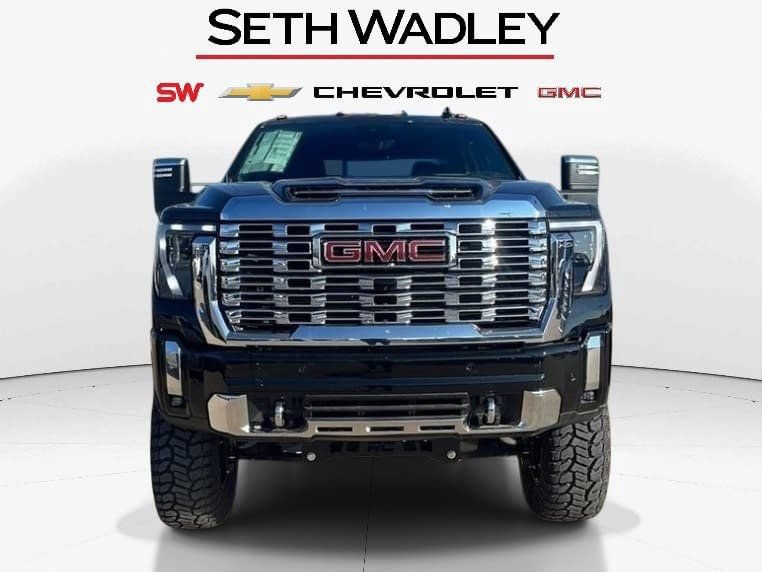 New 2025 GMC Sierra 2500 Denali w/ Denali Reserve Package AWD/4WD image 2