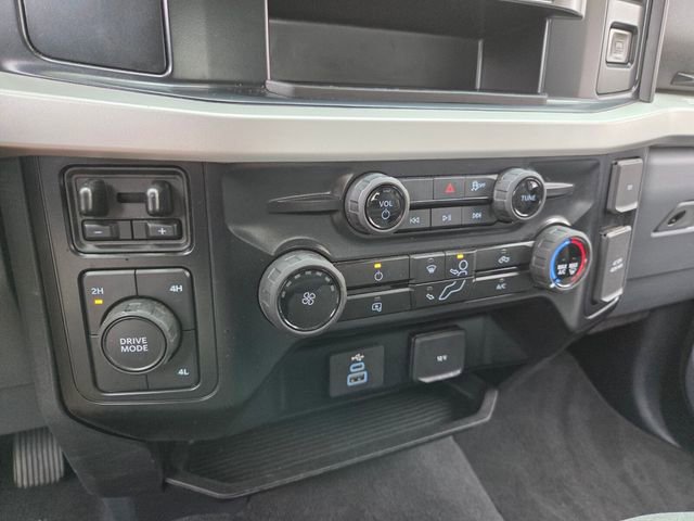 Used 2025 Ford F250 XLT image 27