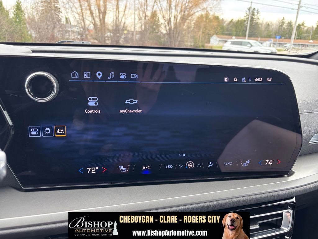 Used 2024 Chevrolet Traverse LT w/ Midnight/Sport Edition FWD image 37
