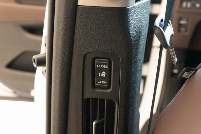 New 2026 Honda Odyssey Touring image 23