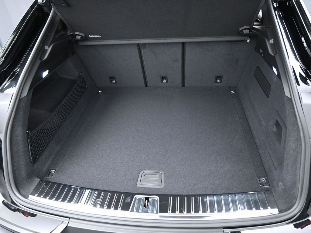 New 2026 Porsche Cayenne Coupe image 33