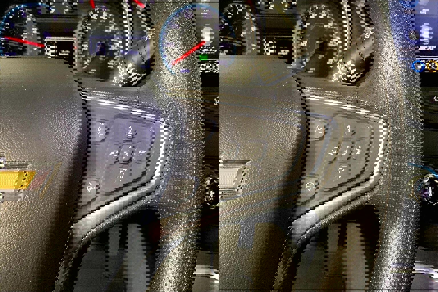 Used 2021 Chevrolet Malibu LT image 19